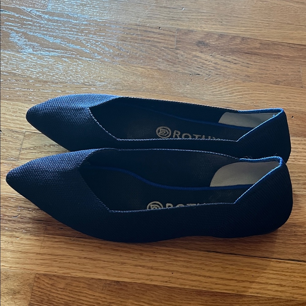 Rothy's The Pointe flat, Women’s Size W8 - Navy - Picture 3 of 6